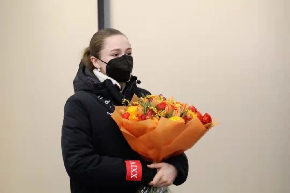 防守安切洛蒂：“我们一开始是菱形站位，边路暴露太多，我们做了一些改变。